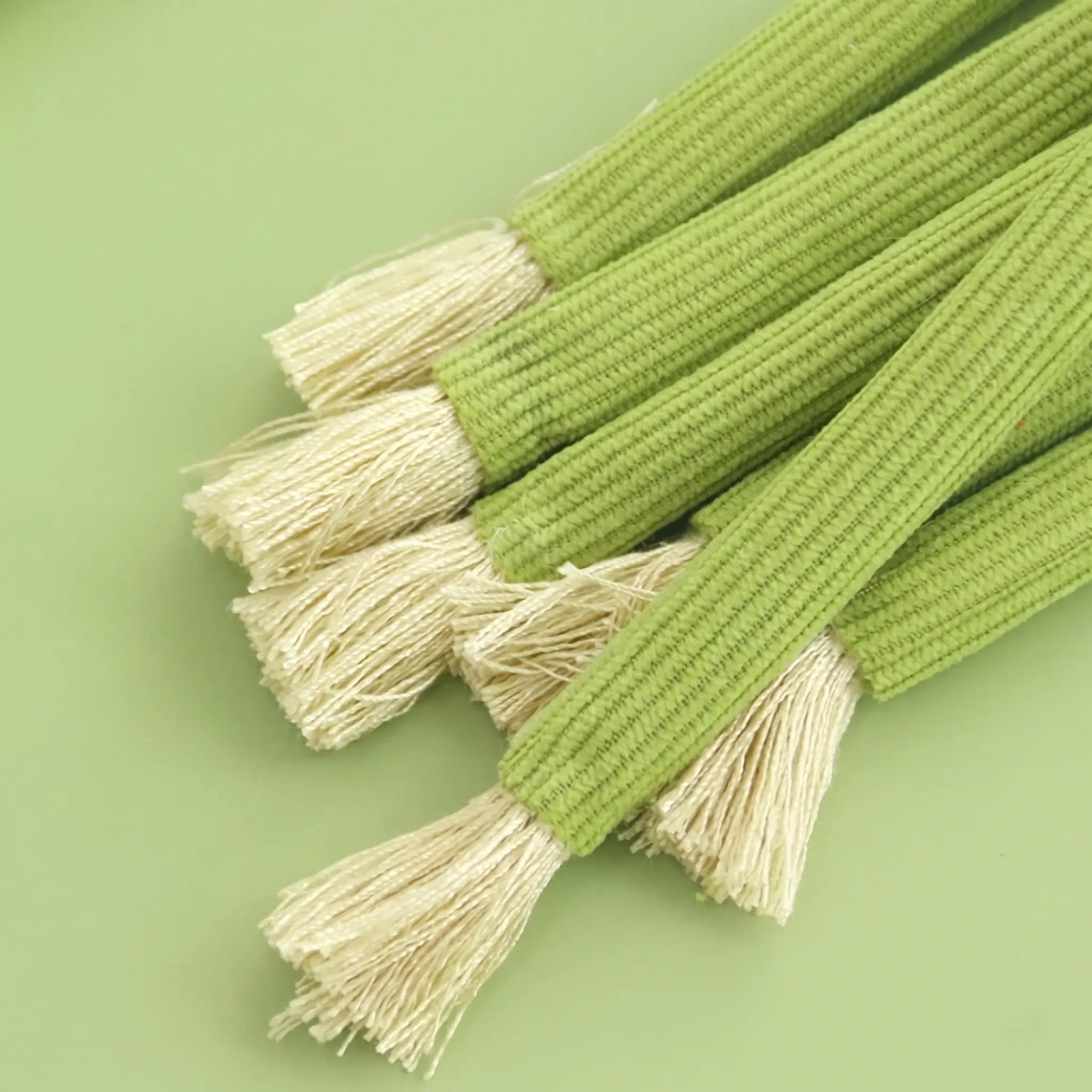 Chew Toys for Cats – Catnip Molar Stick with Bell for Teeth Cleaning