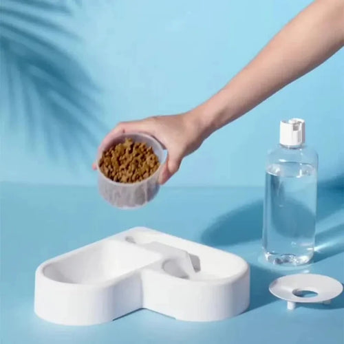 Anti-Wet Mouth Gravity Waterer (Space Saving Design)